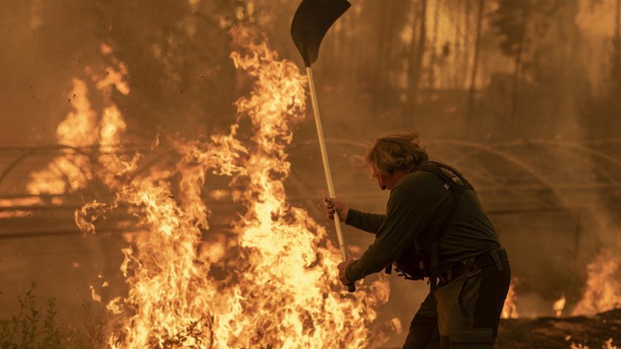 El Gobierno español defiende que ha movilizado &quot;todos los recursos del Estado&quot; contra el fuego