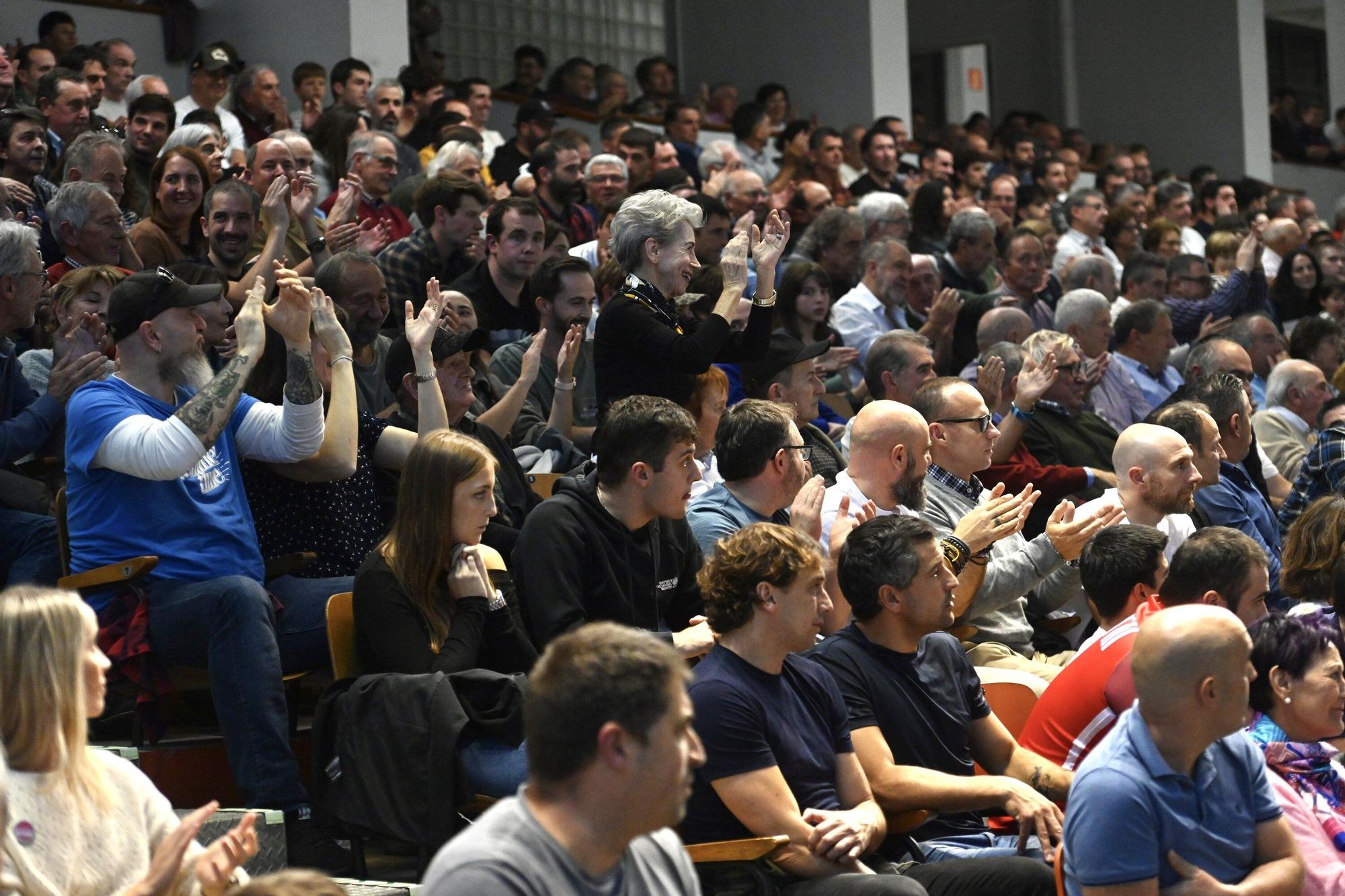 Peio Etxeberria, finalista del Cuatro y Medio por tercera vez consecutiva después de ganar a Altuna III en el Atano III de Donostia.
