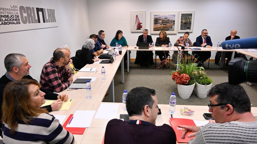 El Gobierno vasco rechaza la ILP para establecer un salario mínimo propio en Euskadi