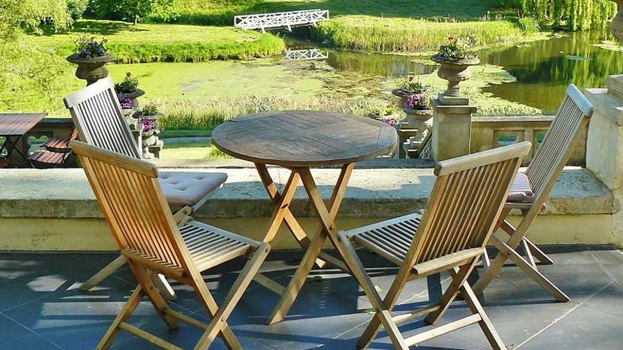 Decorar una terraza o balcón es una tarea que necesita previsión.