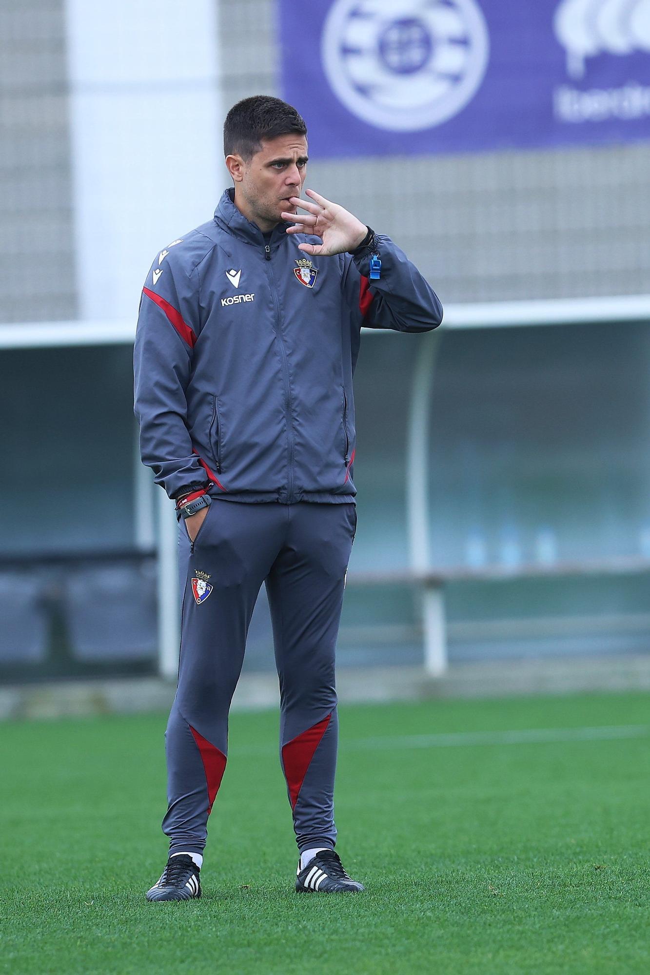 Fotos del entrenamiento de Osasuna (viernes 17 de octubre de 2025)