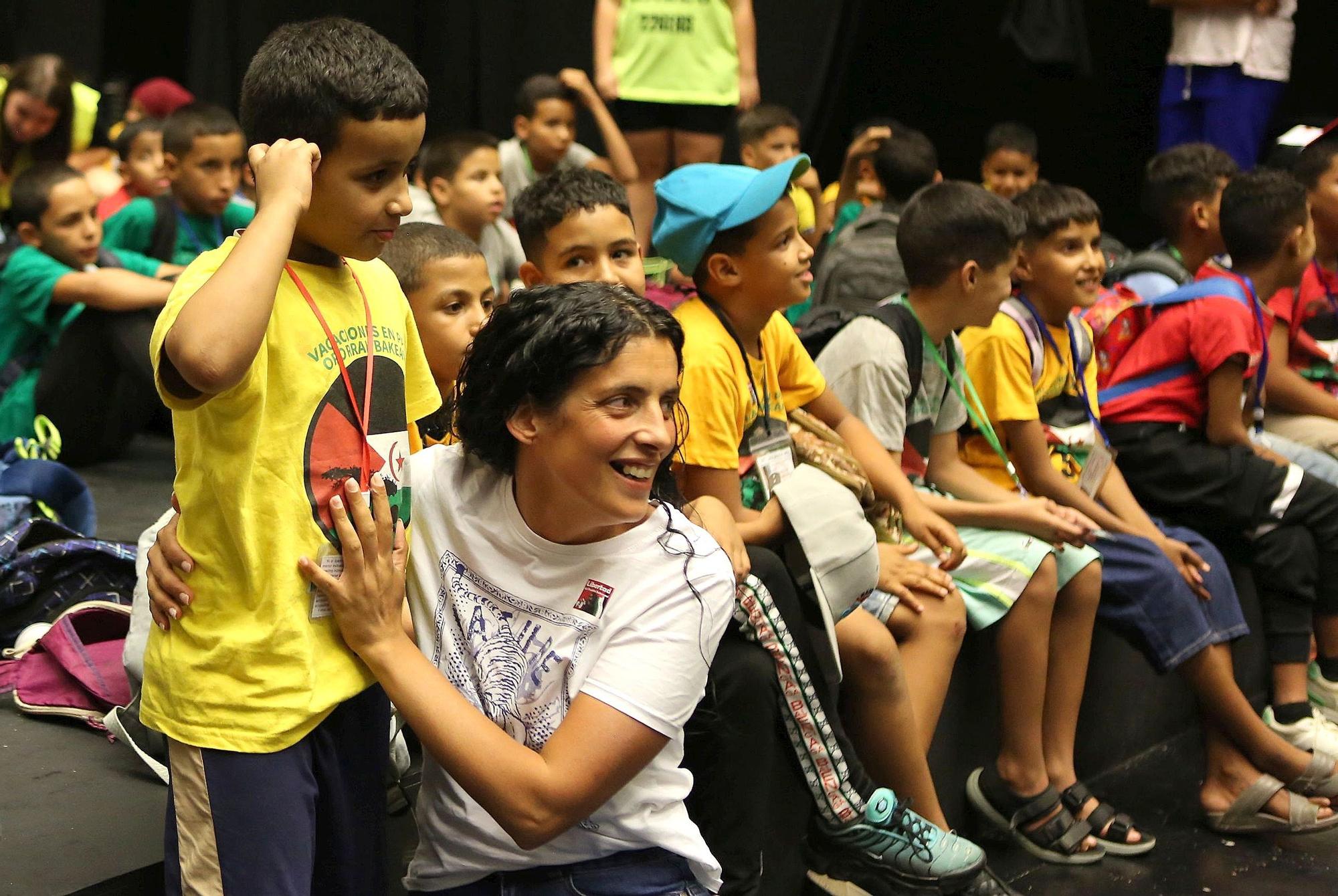 'Vacaciones en Paz': recepción a los niños saharauis que llegan a Navarra para pasar el verano