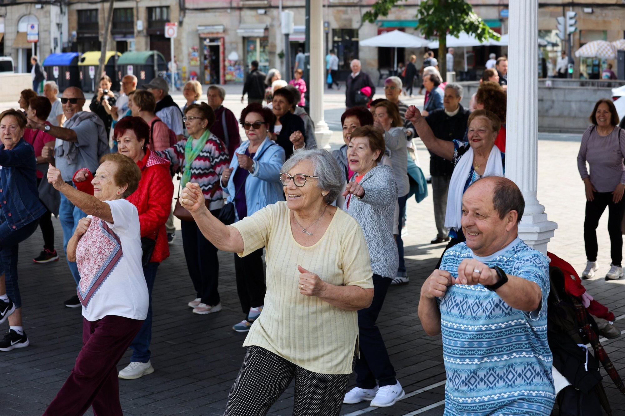 Fiesta de fin de curso del programa Salud para Personas Mayores de Bilbao
