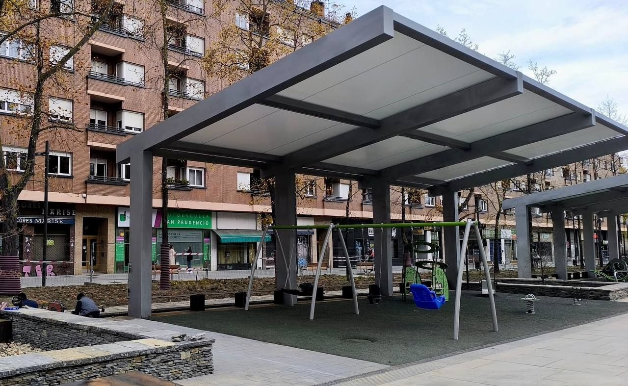 Cubierta en parque Los Herrán