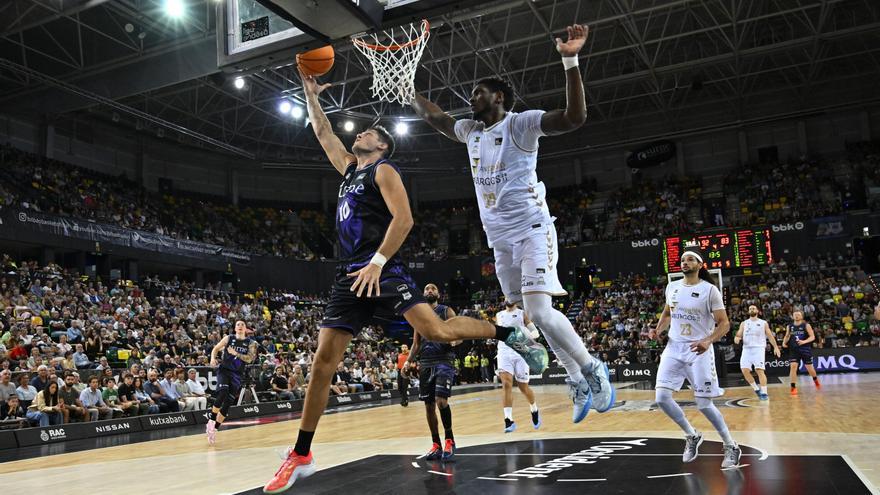 El Surne Bilbao Basket se estrena ante el Burgos gracias a un prodigioso segundo cuarto (95-85)