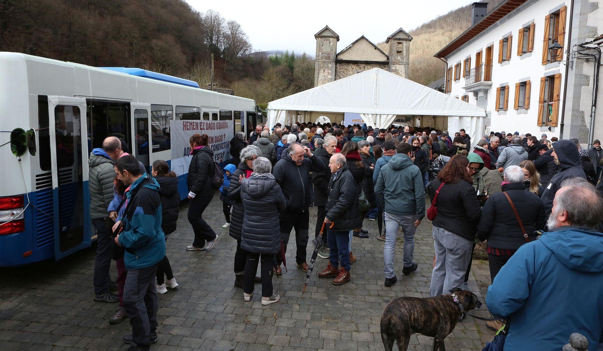 Fotos del homenaje a Mikel Zabalza en el 40 aniversario de su muerte tras ser detenido por la Guardia Civil