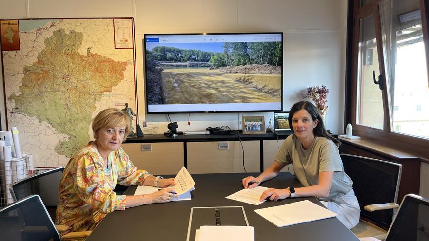 Cohesión Territorial firma con Marcilla un convenio para la construcción de una pasarela sobre el río Aragón