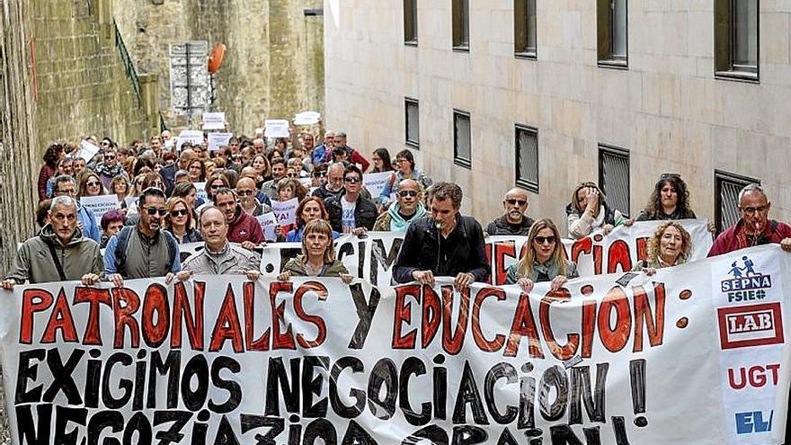 Manifestación de educación concertada e ikastolas.  | FOTO: IBAN AGUINAGA
