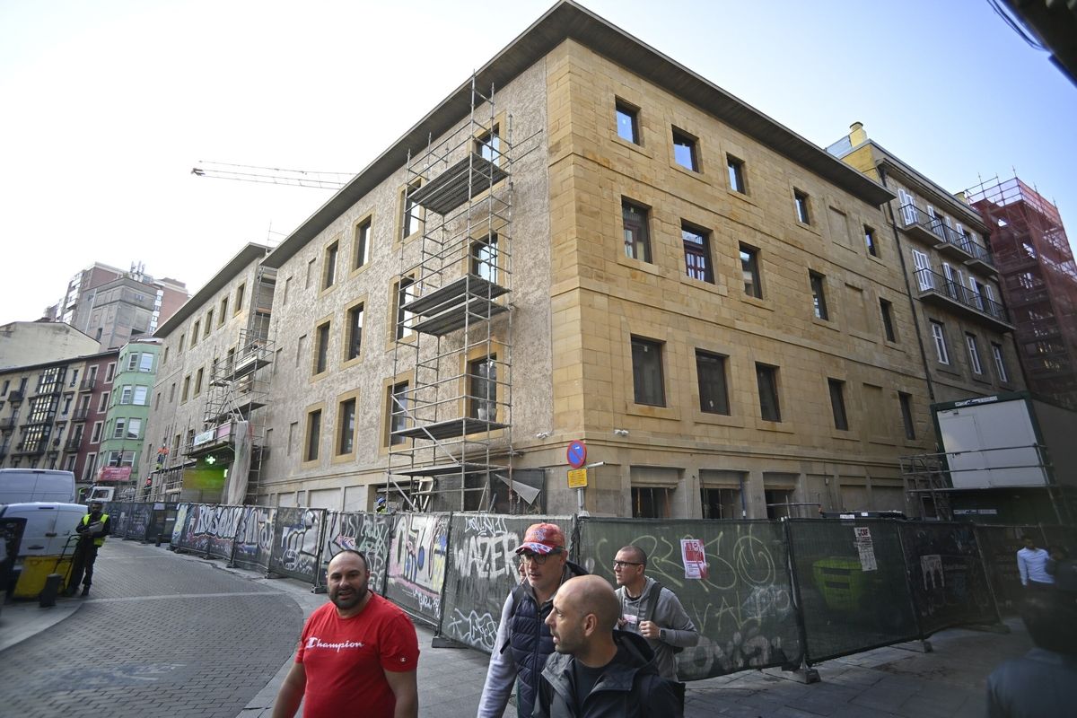 El Museo Vasco de Bilbao estrena fachada