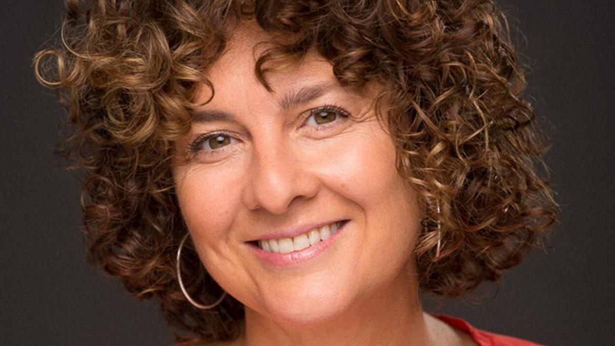 Ana López Segovia.