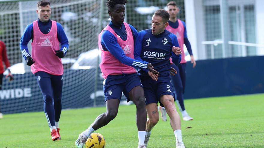 Osasuna recupera a Catena y Rubén Peña para recibir al Rayo