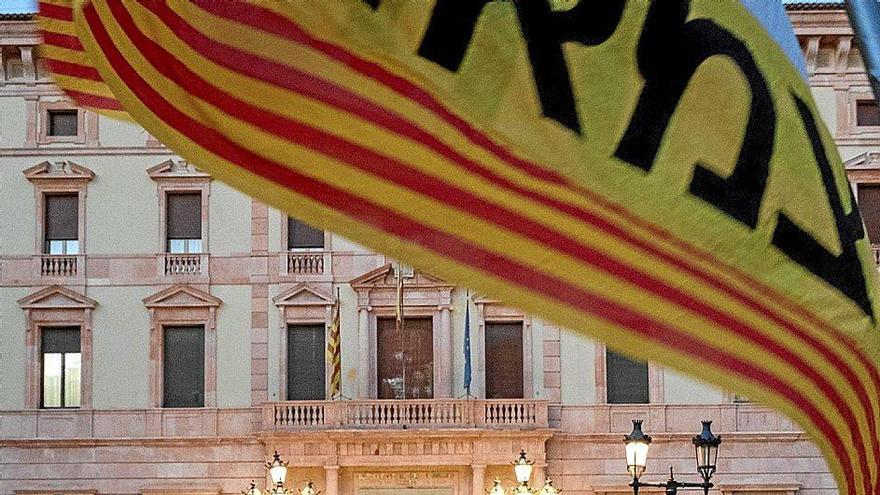 Protestas en Lleida contra la inhabilitación de Torra. Foto: Efe