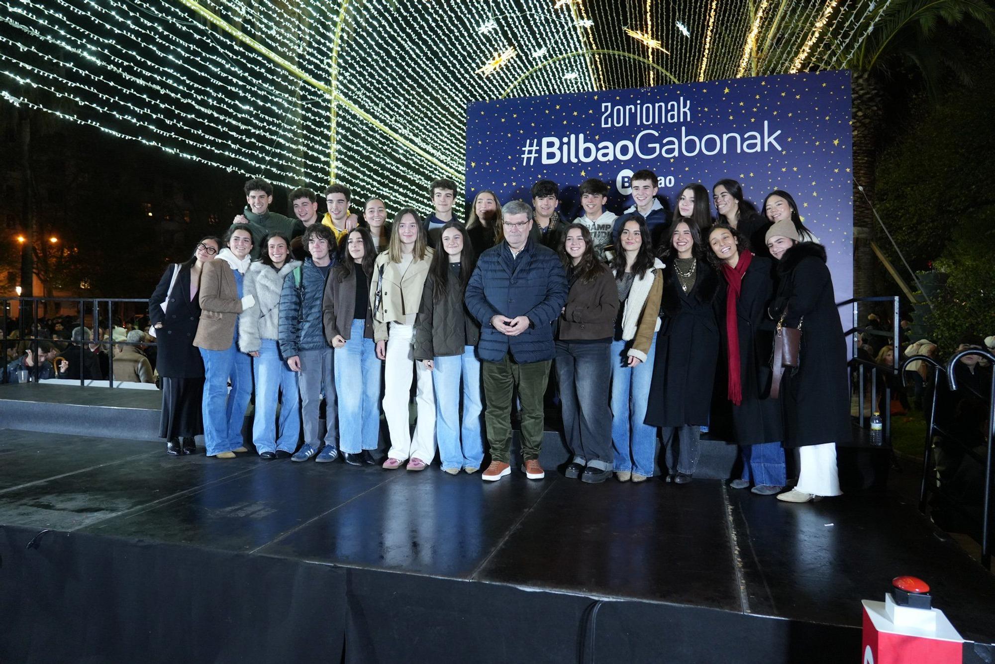 En imágenes: la Navidad ya luce en Bilbao