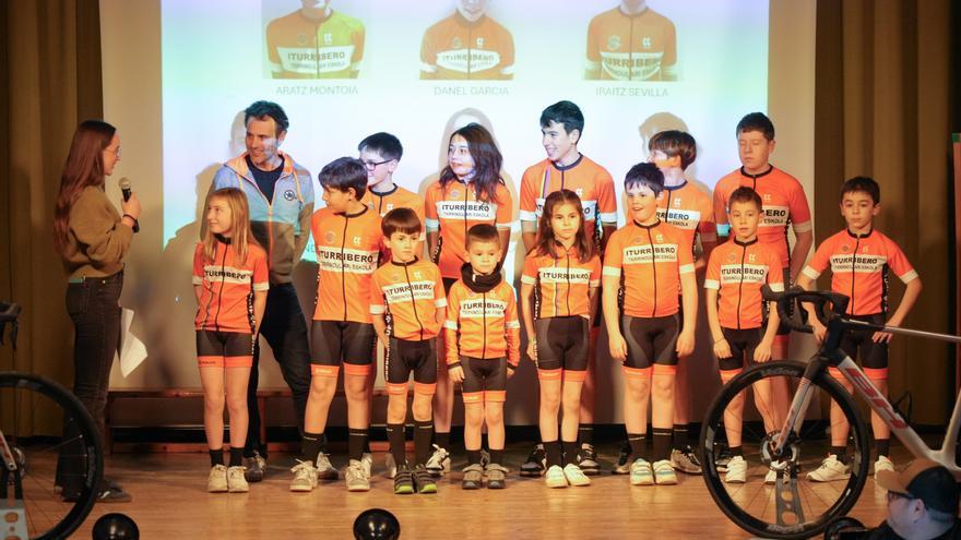 En imágenes: Presentación de Iturribero en Durana