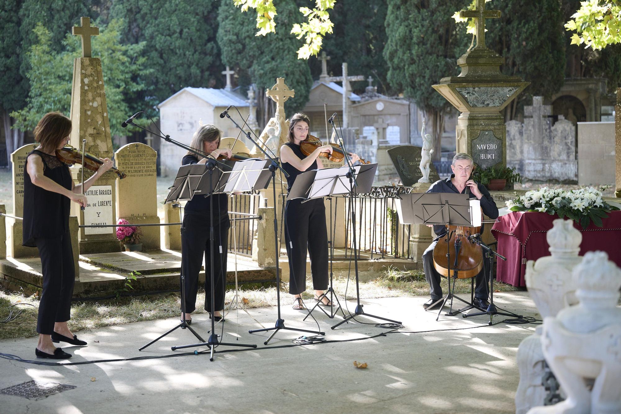 Homenaje a Pablo Sarasate en el cementerio de San José