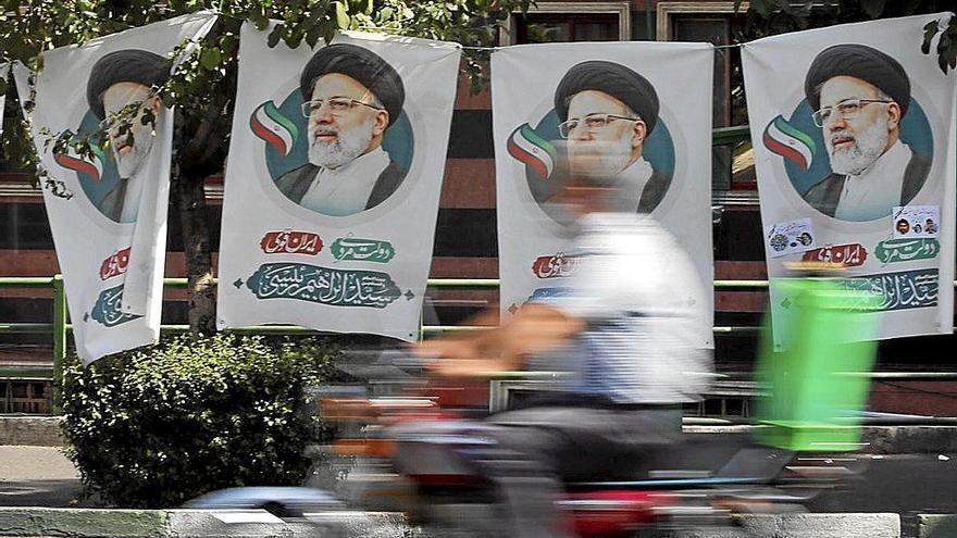 El clérigo ultraconservador Ebrahim Raisí es el favorito en  las elecciones iraníes. Foto: Efe