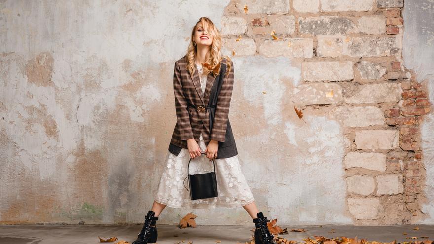 Las tendencias de otoño llaman ya a la puerta con irresistibles prendas y complementos