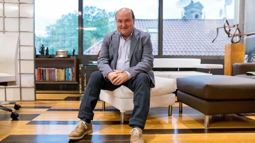 “Si son los catalanes los que deciden ir a elecciones, me dará ocasión para repensar la decisión de las Cuentas”