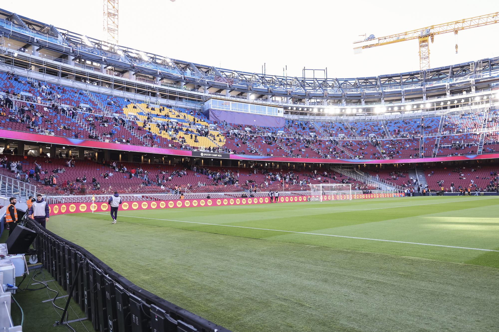 Fotos del nuevo Spotify Camp Nou en el primer día con público