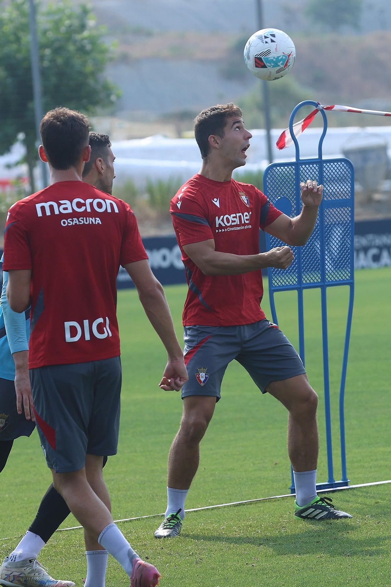 Fotos del entrenamiento de Osasuna del domingo 17 de agosto