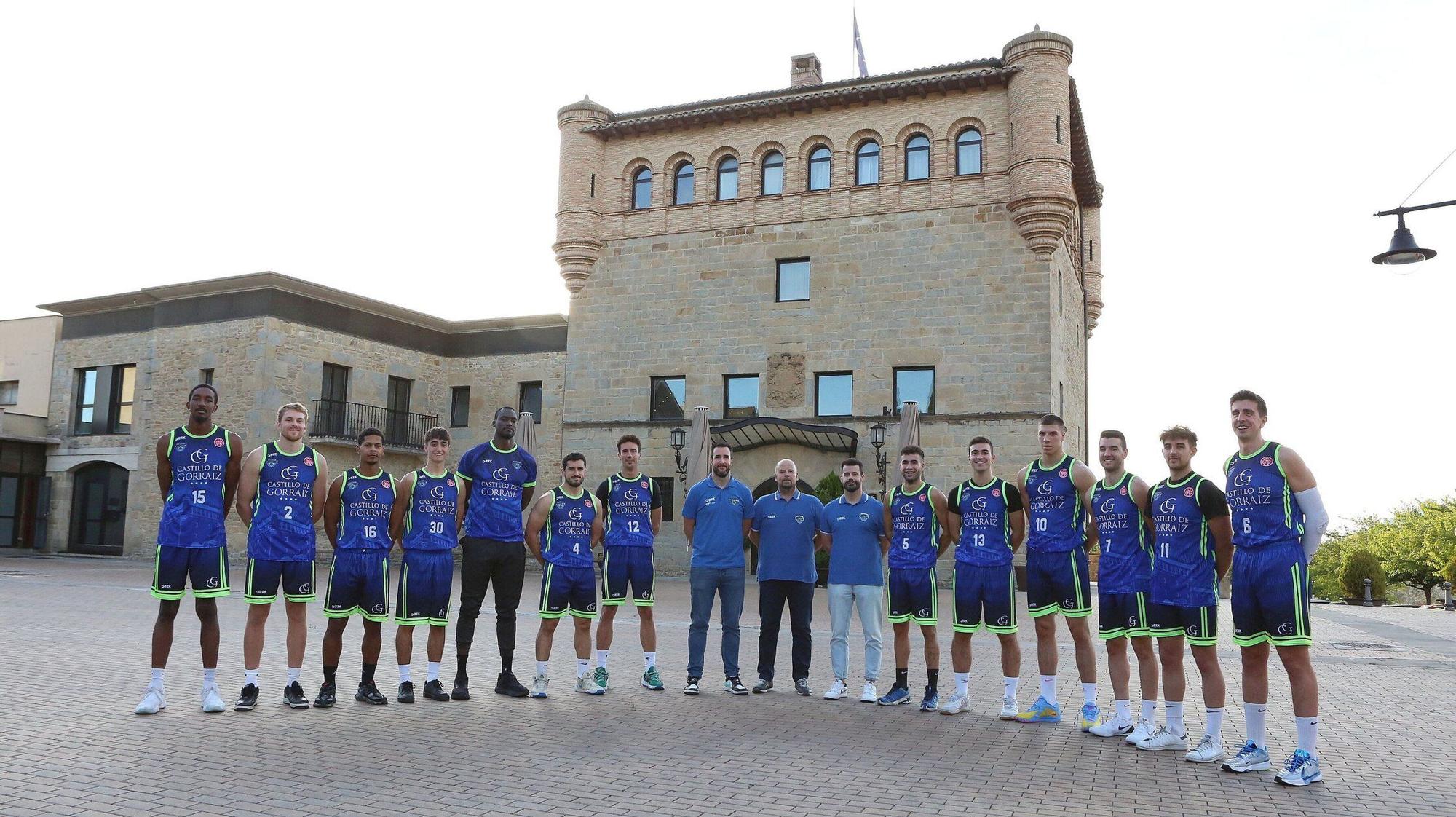 Fotos de la presentación del Castillo de Gorraiz Valle de Egüés