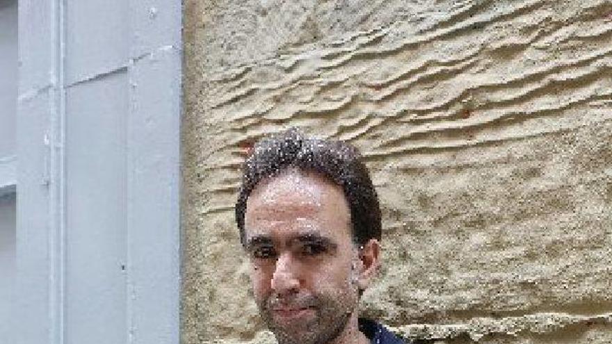 Literatura eta itzulpengintza izango dituzte hizpide Xabier  Olarrak eta Harkaitz Canok