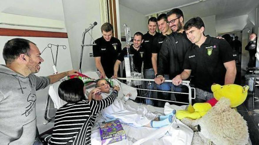 Visita solidaria del Helvetia Anaitasuna