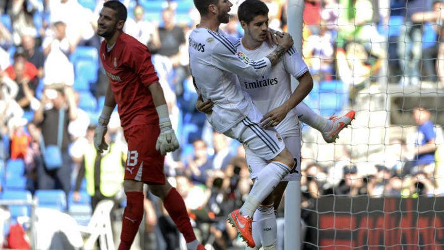 El Real Madrid vence con la cabeza en Lisboa