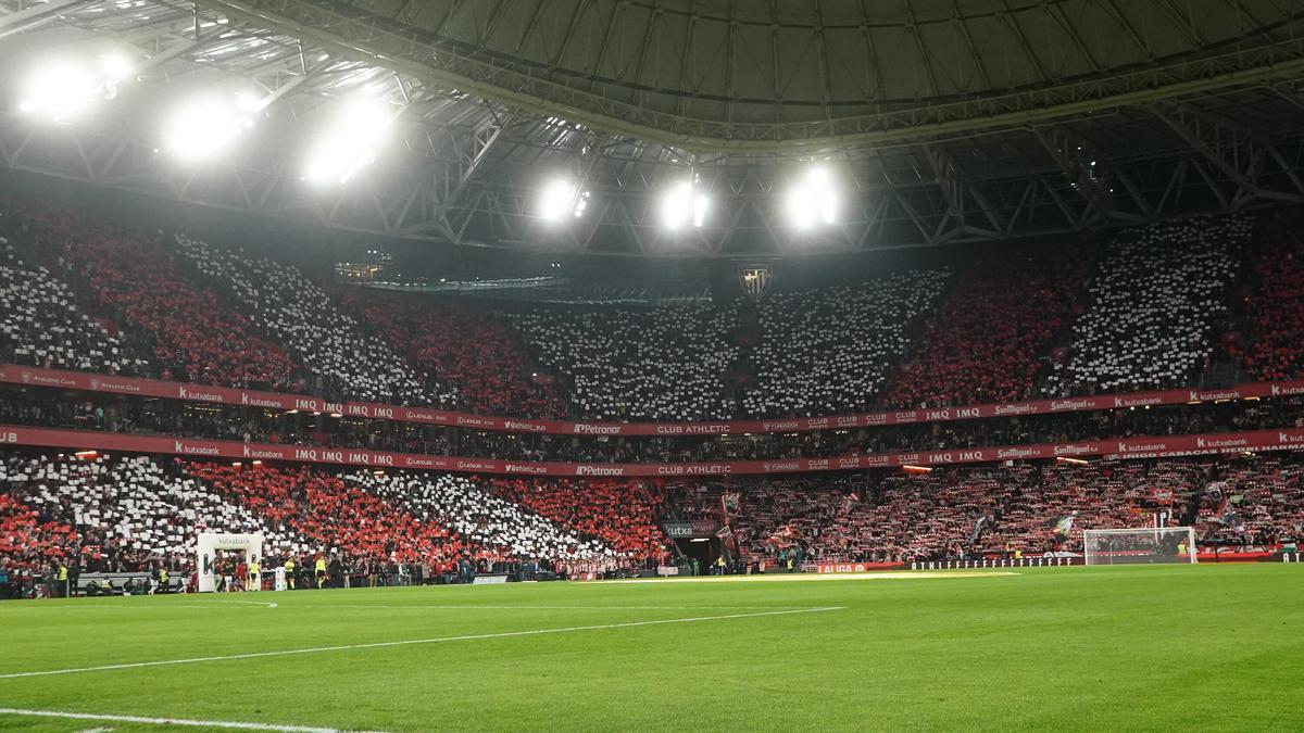 San Mamés lució sus mejores galas en el encuentro ante el Real Madrid