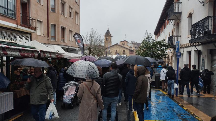En imágenes: fieles a San Antontxu en Mungia