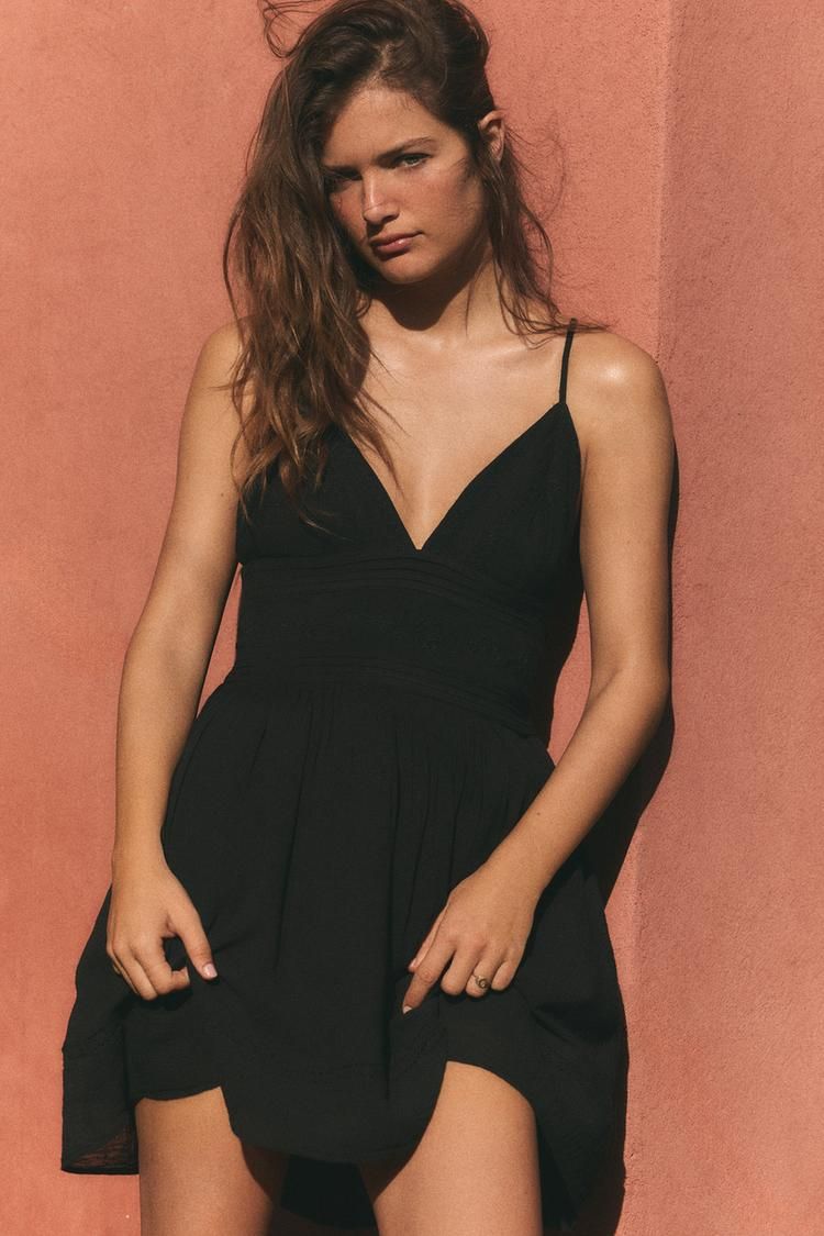 Vestido mini de tirantes