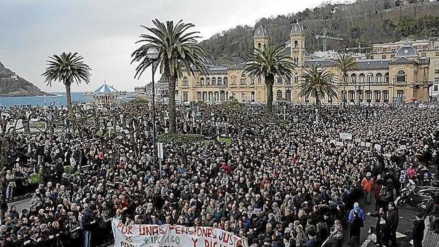 Los jubilados vascos convocan manifestaciones el 5 y 26 de mayo