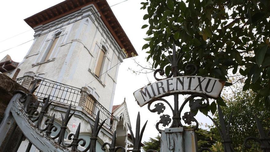 En venta una de las casas con más historia de Villava, Villa Mirentxu, de 1912