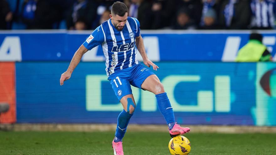 Luis Rioja, a la espera de que el Valencia mueva ficha