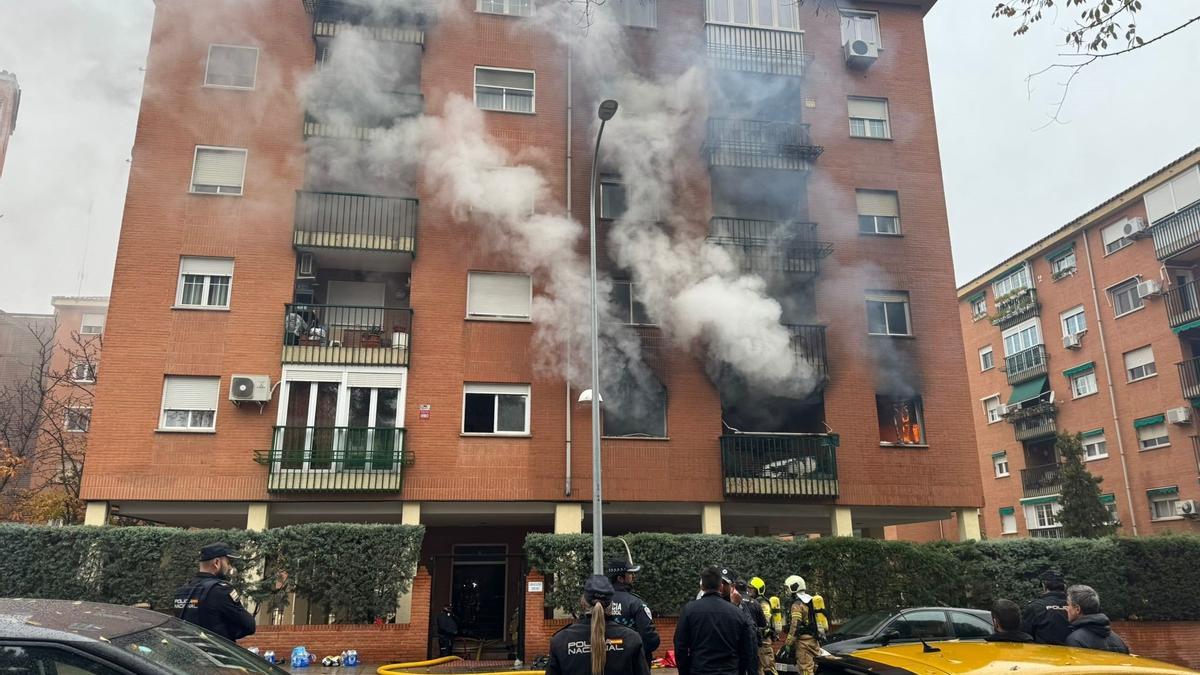 Incendio en un bloque de viviendas en Toledo.
