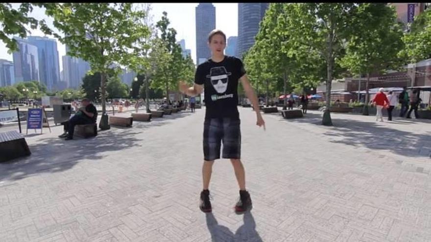 Baila la misma canción en 100 lugares distintos, nuevo viral de YouTube