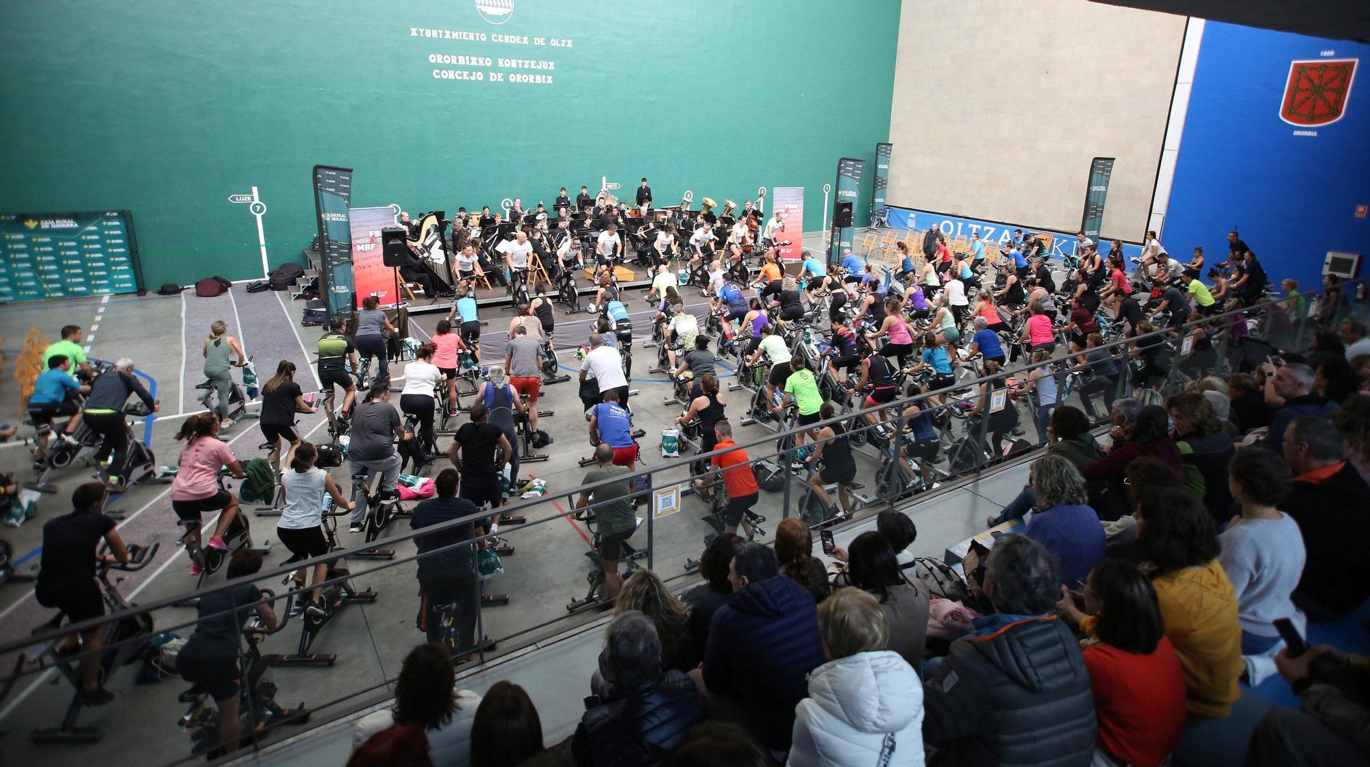 Spinning Band Solidario en Ororbia: música y deporte en directo por una buena causa