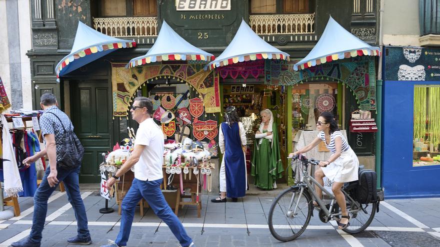 Privilegio de la Unión: comercios del Casco Viejo de Pamplona se visten de medieval