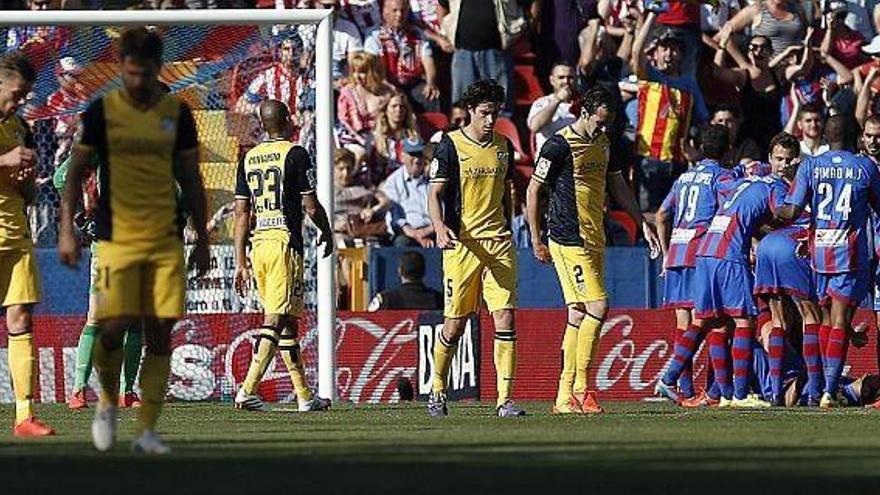 La liga se pone al rojo vivo