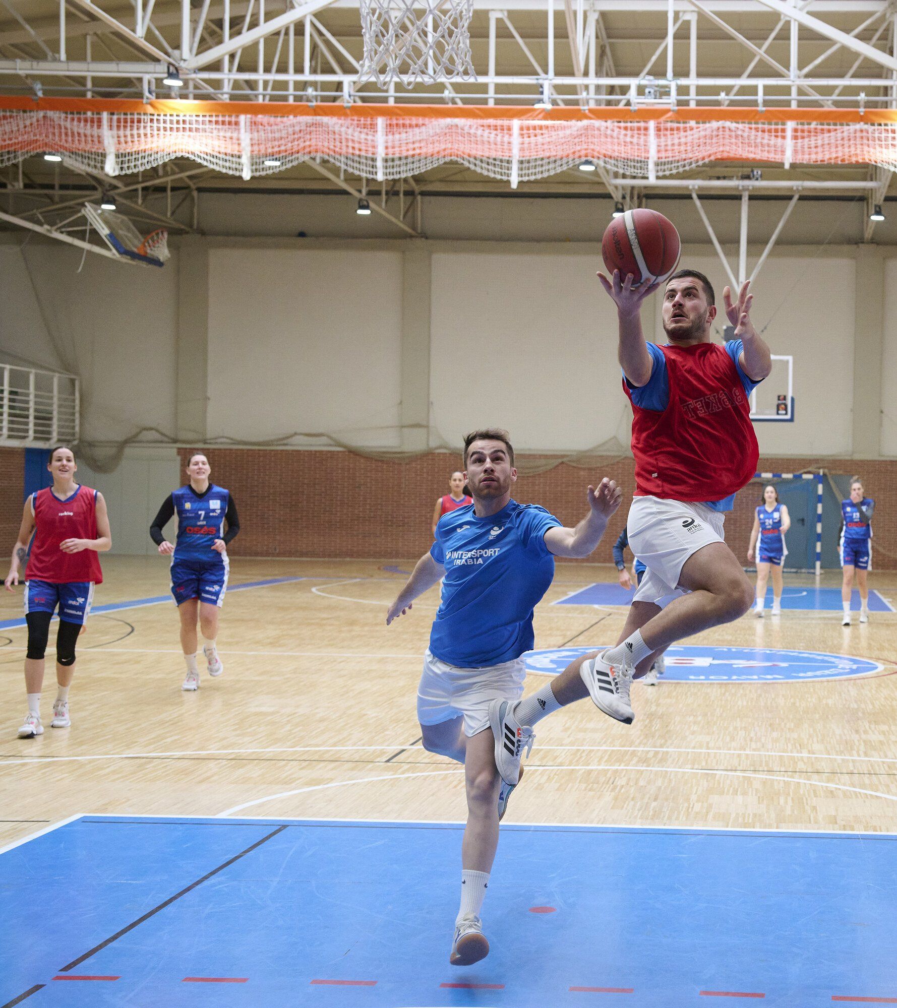 Partido benéfico entre los clubes de Ardoi