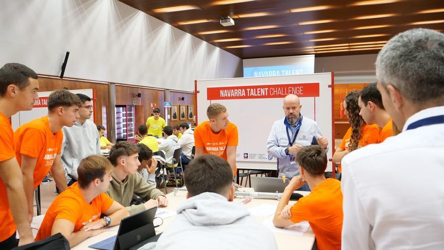 Estudiantes de Ingeniería Industrial buscan soluciones a los retos de ocho empresas navarras