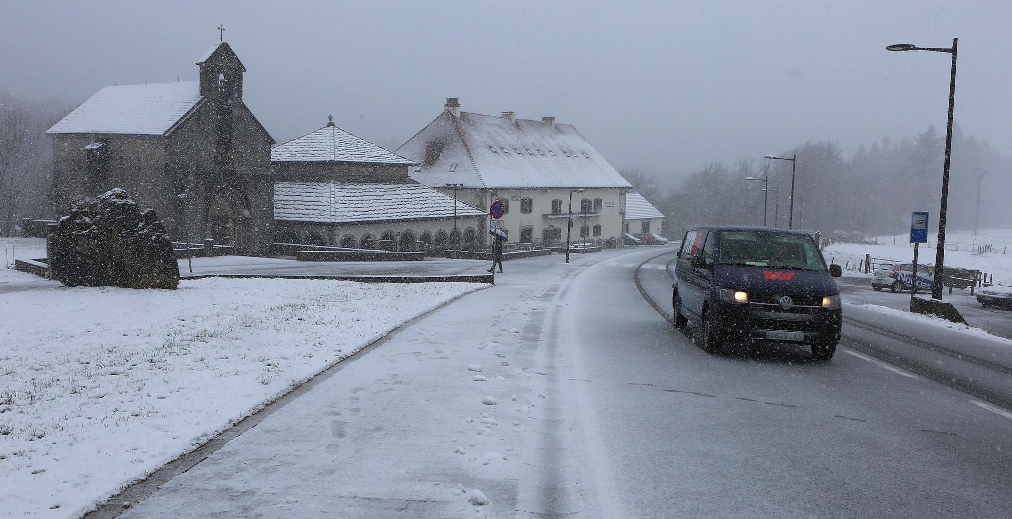 Fotos de la nieve en Navarra (20 de noviembre de 2025)
