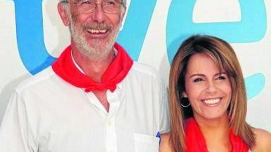 Solano junto a la que ha sido su sustituta, Pilar García Muñiz.