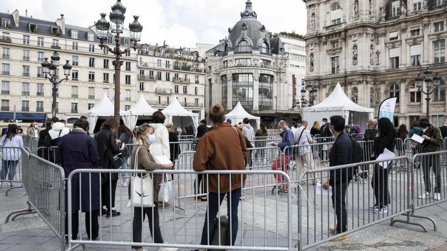 El covid avanza en Europa tras el fin de las restricciones
