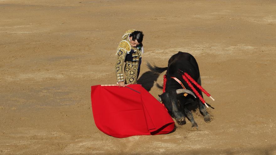 Solitario trofeo para el cirbonero Aarón Navas