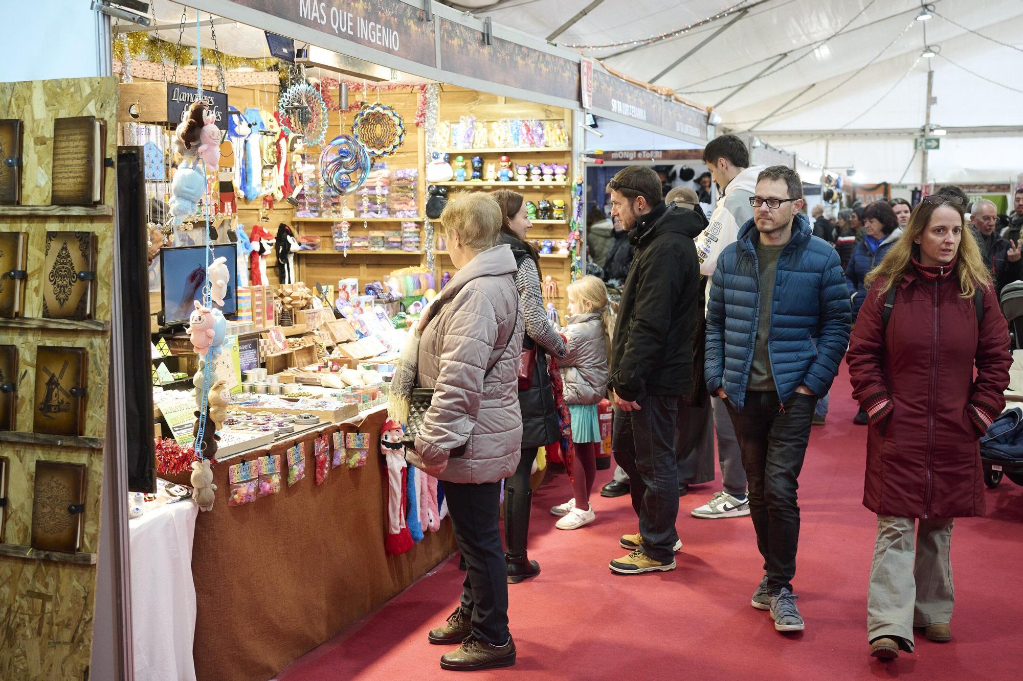 Fotos de la feria de Navidad en la Plaza de Toros