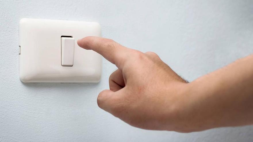 Adiós al interruptor: la solución de Ikea "para que tu vida sea más sencilla, cómoda y segura"