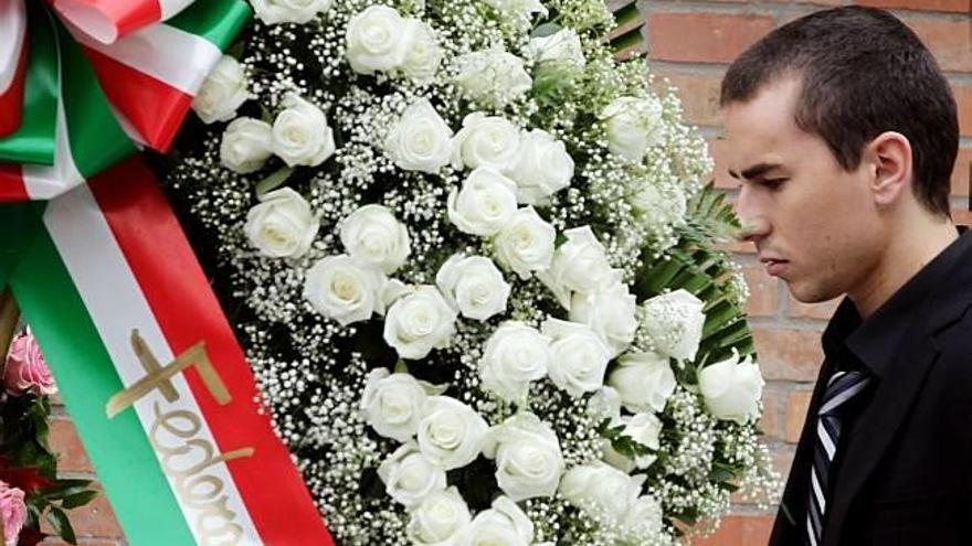 JORGE LORENZO EN EL FUNERAL DE     SIMONCELLI