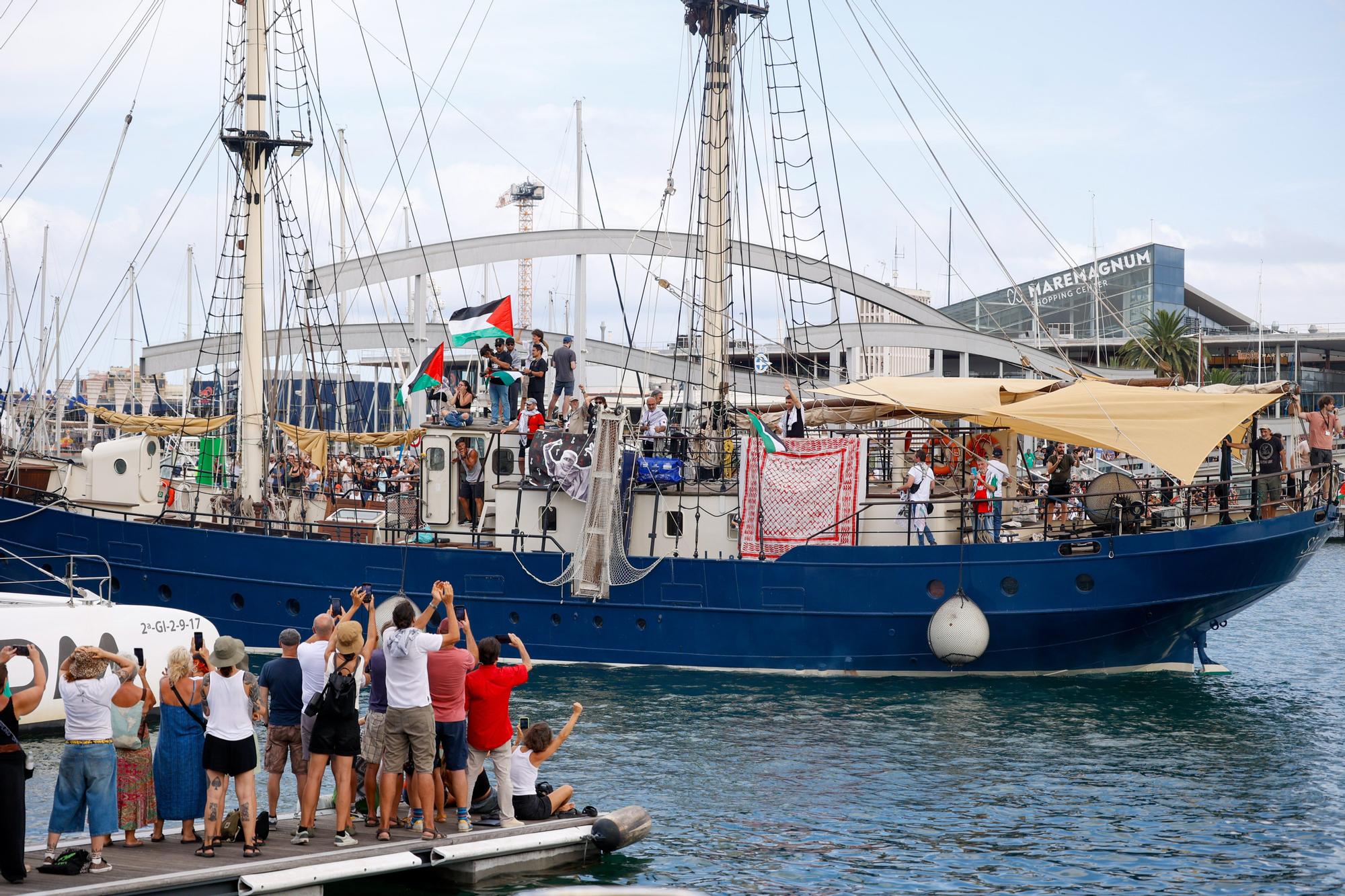 Fotos: La flotilla Global Sumud zarpa rumbo a Gaza