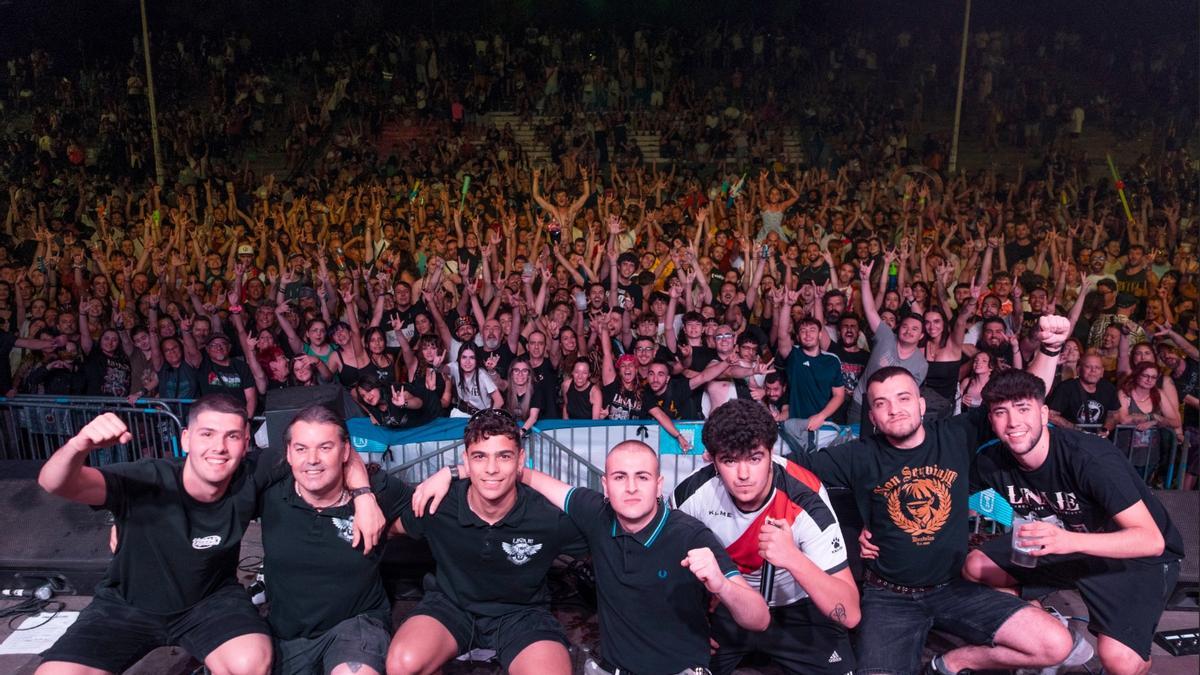 Los Linaje, tras un concierto de su gira.